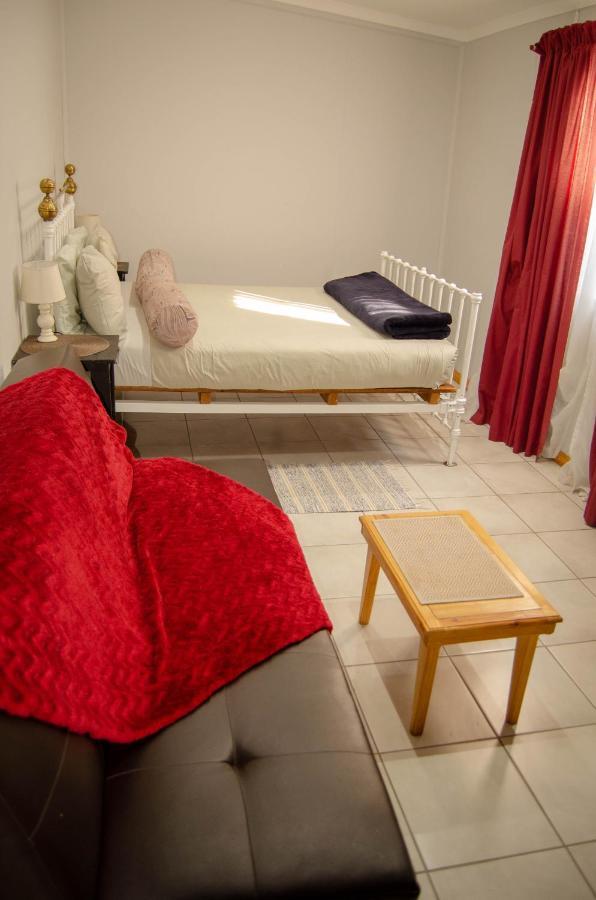 A & R Guesthouse Μπλουμφοντέιν Εξωτερικό φωτογραφία